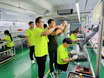 Shenzhen VIIP Electronics Co., Ltd. linea di produzione del fabbricante